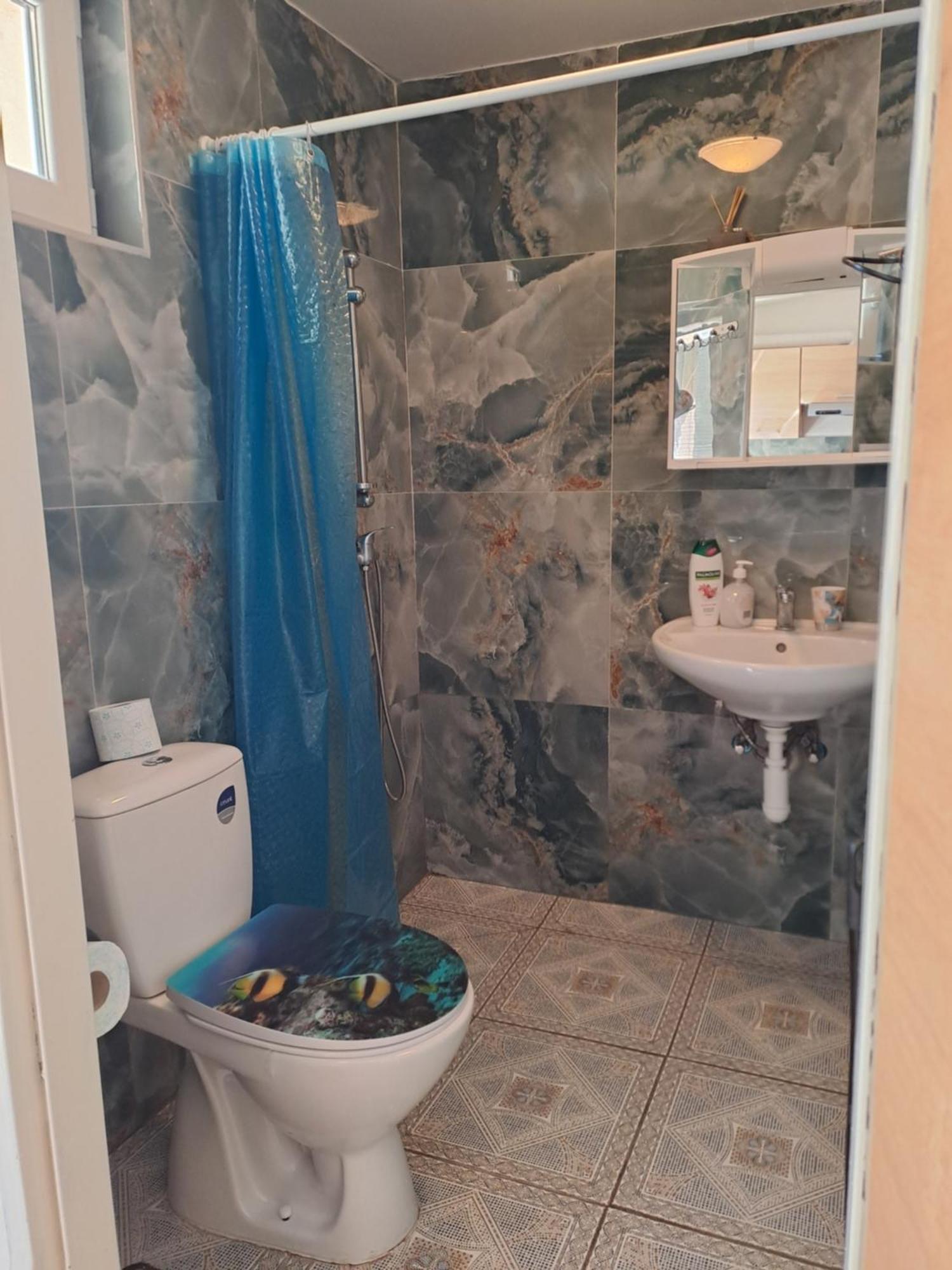 Nha Nghi Cho Cap Doi Va Gia Dinh Apartment Praga Cameră foto